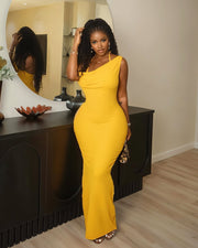 LIESSE One-Shoulder Halter-Back Maxi Dress